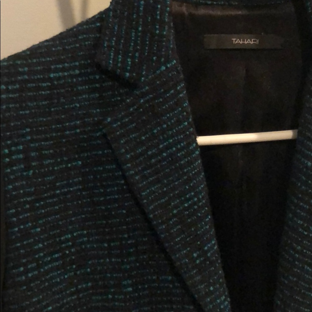 Small blazer - Picture 2 of 6